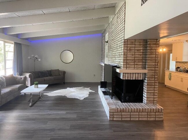 Photo - 813 NW 22nd St