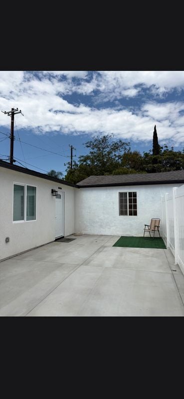 Building Photo - 7937 Cleon Ave