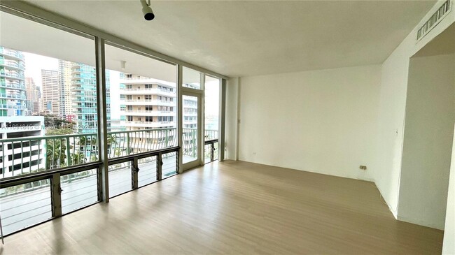 Photo - 1408 Brickell Bay Dr Apartment Unit 916