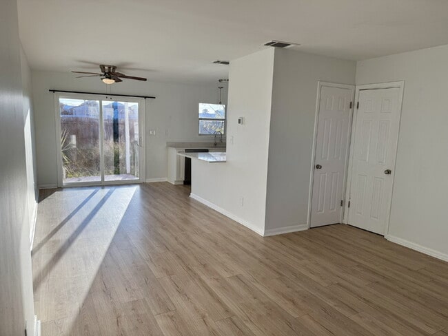 Photo - 8003 Beach Dr Unit A