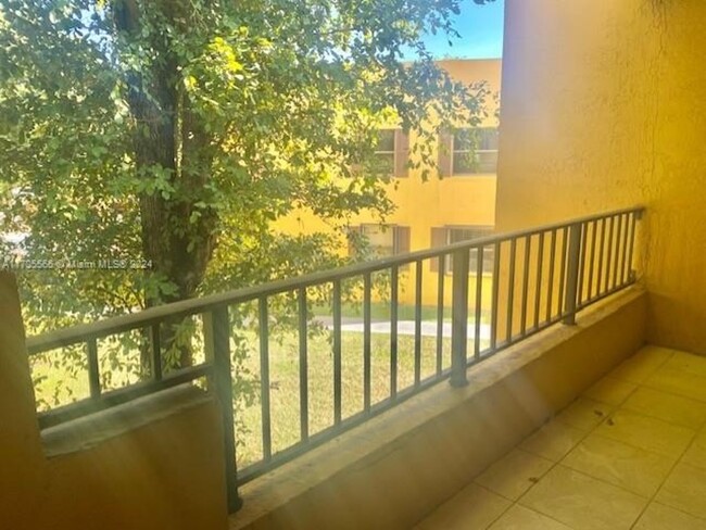 Photo - 636 NW 114th Ave Condominio Unidad 204