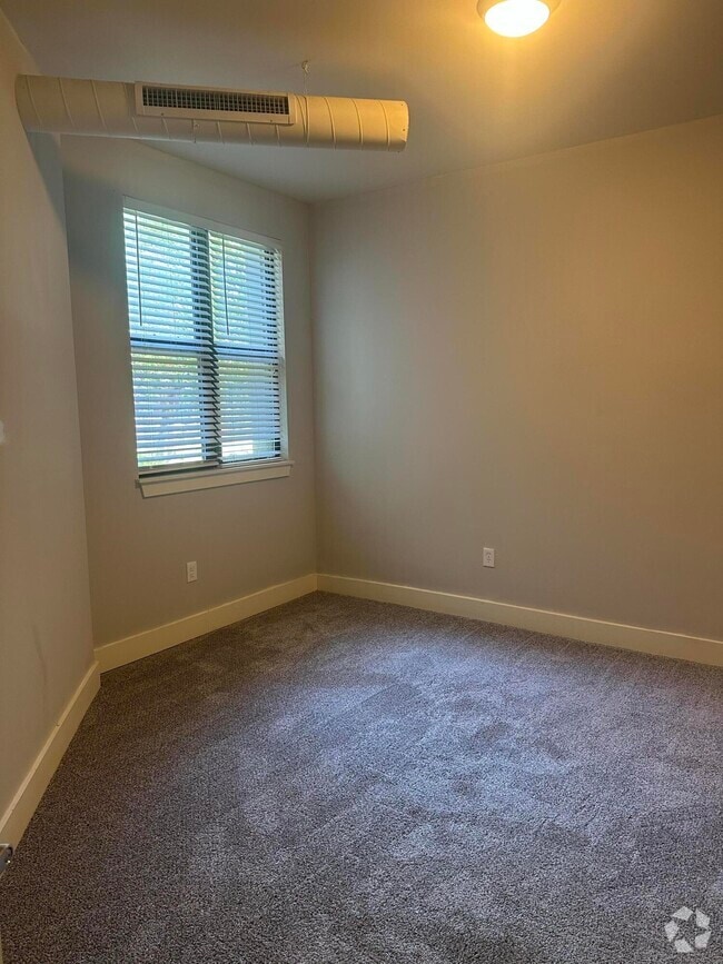 Building Photo - 650 S Mill St Unit 120 Rental