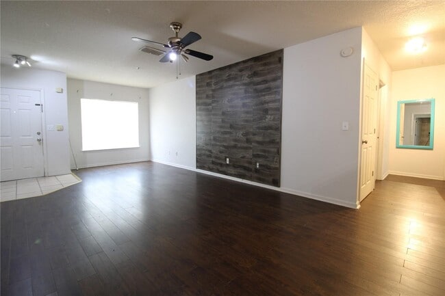 Photo - 4348 S Kirkman Rd