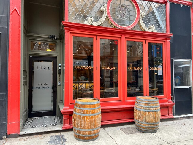 Photo - 1121 Walnut St Unit 2R