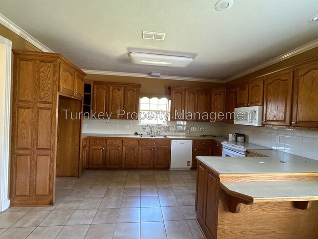 18 Kimberly Pl