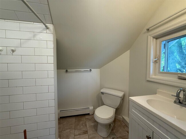 Photo - 8 Harrison St Unit 3