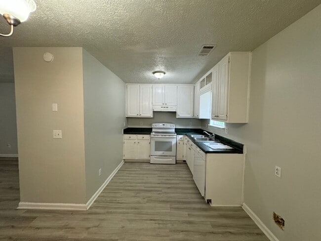 Photo - 1680 High Falls Rd