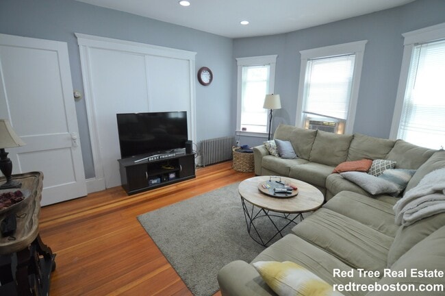 Photo - 18 Hunnewell Ave Unit 2