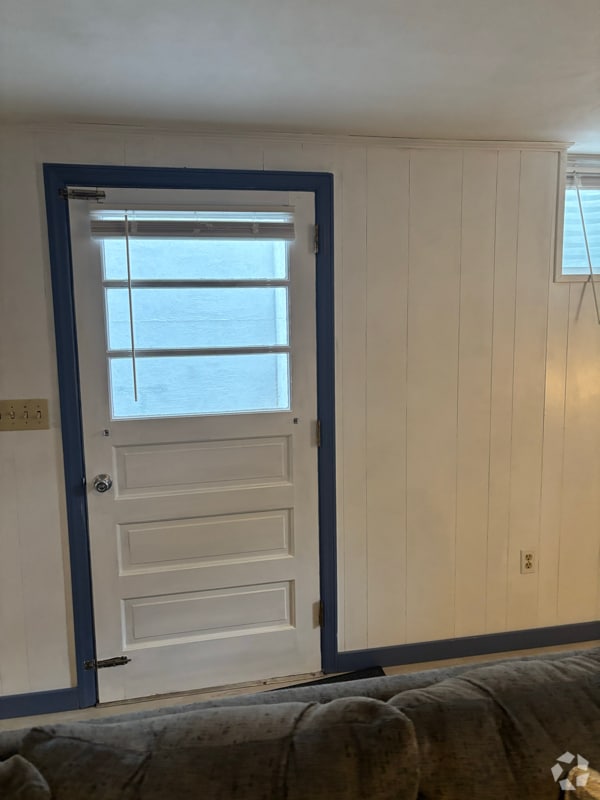 Building Photo - 13 Pennwood Rd Rental