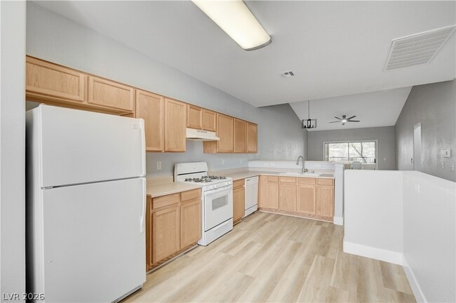 Photo - 673 Peachy Canyon Cir Unidad 203