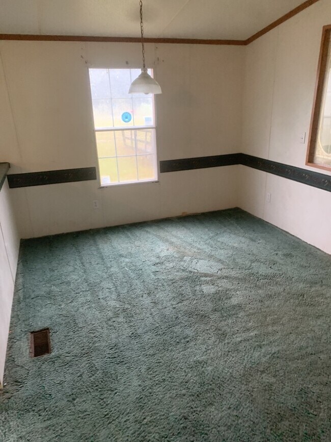 Photo - 2543 Beaverdam Church Rd