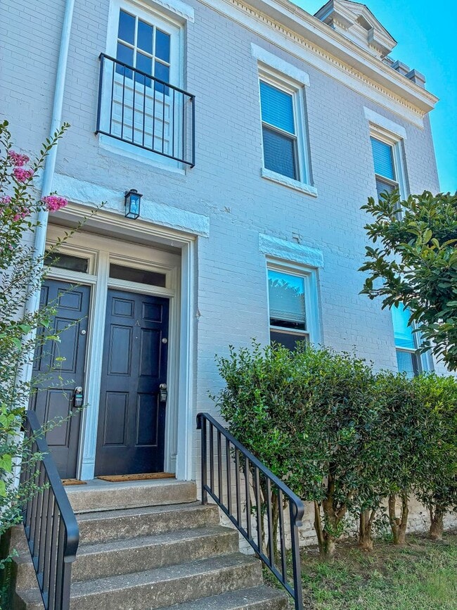 Building Photo - 1 N Allen Ave Unit # 1 Rental