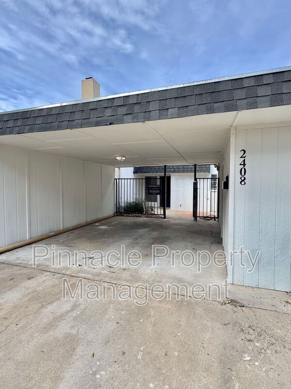 Photo - 2408 Lindenwood Dr