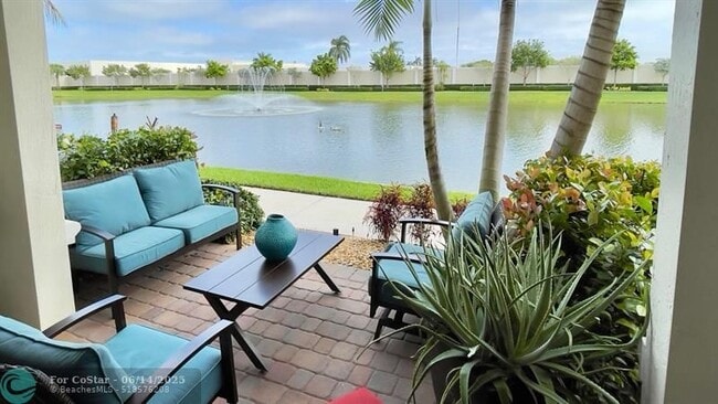 Photo - 4218 N Dixie Hwy Townhome