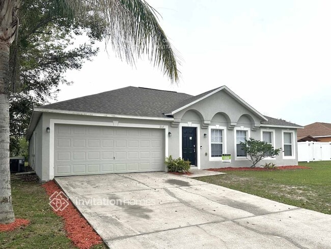 Building Photo - 2165 Clearwater Dr