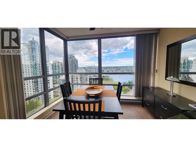 Photo - 501 Pacific St Unit 2009