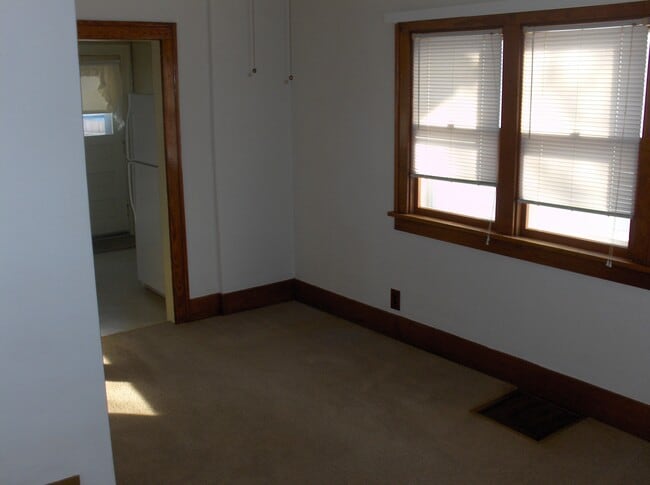 Photo - 927 Forest Ave