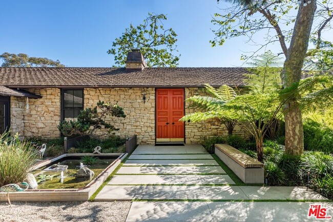 Photo - 400 Toyopa Dr