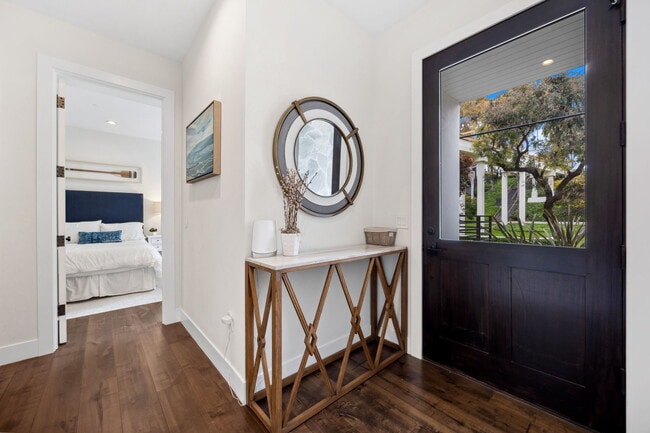 Photo - 2801 Bayside Dr