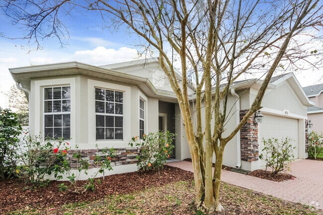 Building Photo - 5516 Cape Hatteras Dr Rental