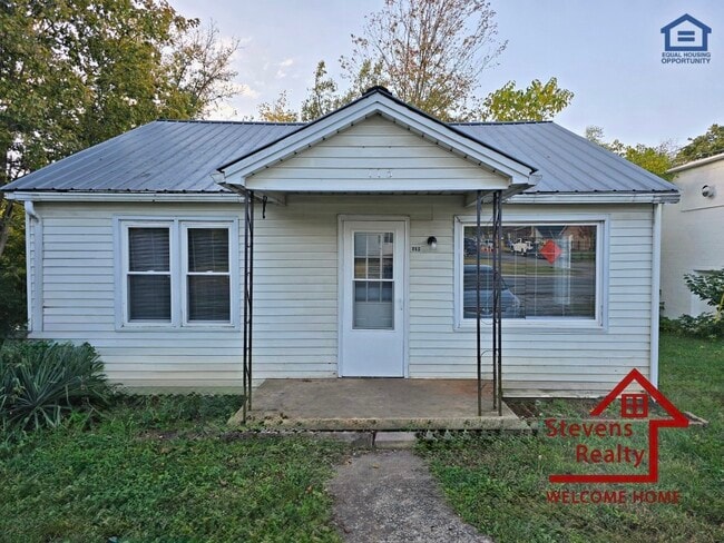 Building Photo - 115 E Jere Whitson Rd Rental