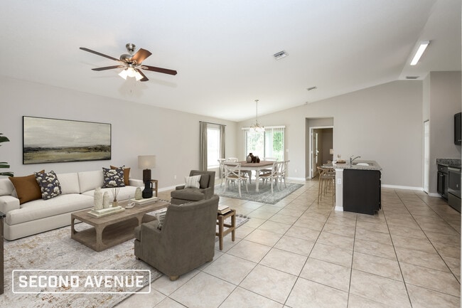 Photo - 1655 Painter St SE