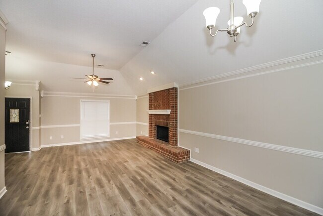 Photo - 8695 Chris Suzanne Cir