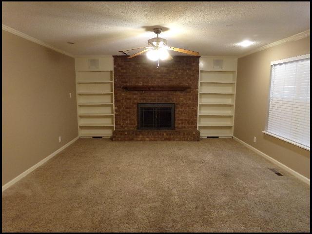 Photo - 5800 N Walnut Rd