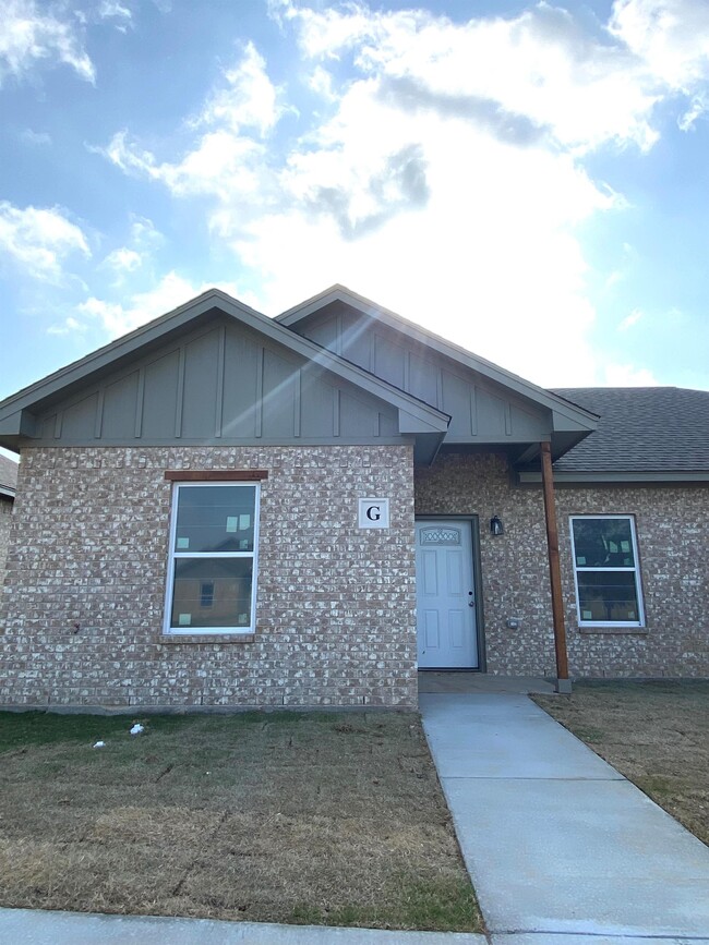 Photo - 1531 W Kilpatrick Ave Casa