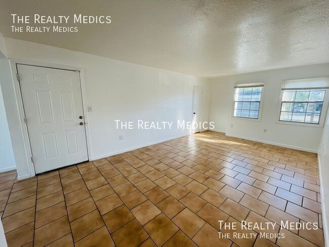 Photo - 2761 L B McLeod Rd