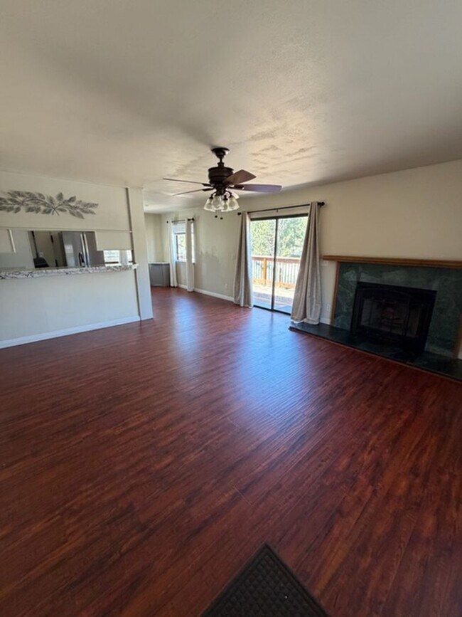 Photo - 3 Bedroom Home with Mountain Views Bordering National Forest