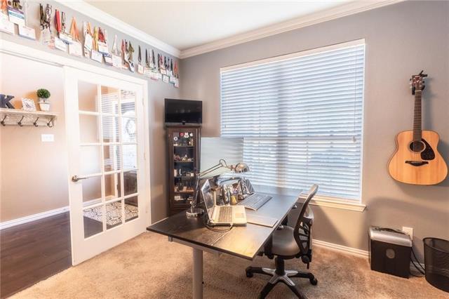 Photo - 809 Park Pl Ln