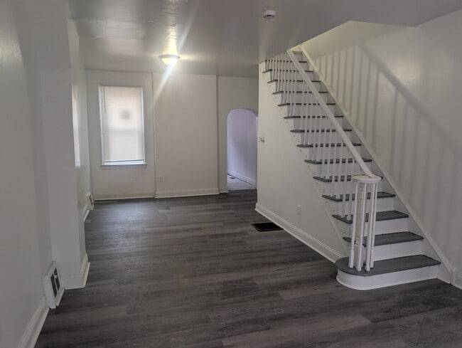 Photo - 924 S 4th St