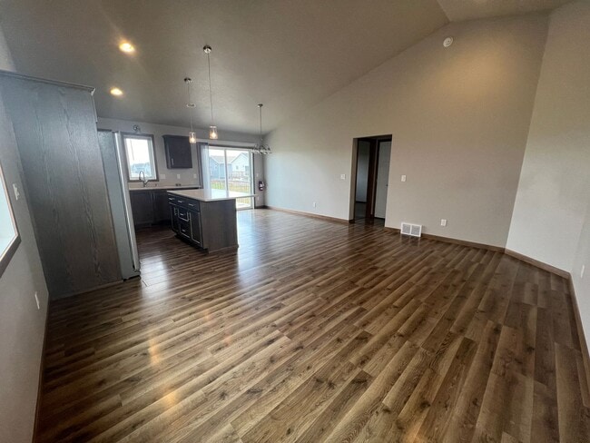 Photo - 3112 38th Ave S