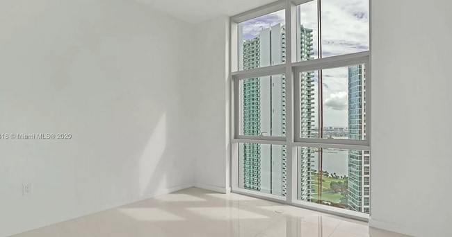 Photo - 851 NE 1st Ave Unit 3407AB