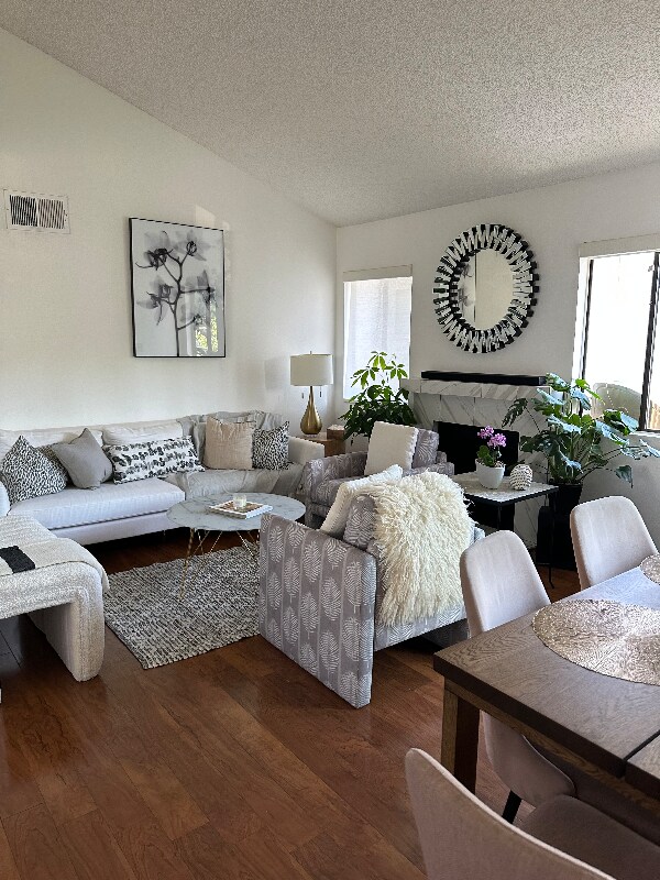 Photo - 10475 Newhome Ave Unidad 6