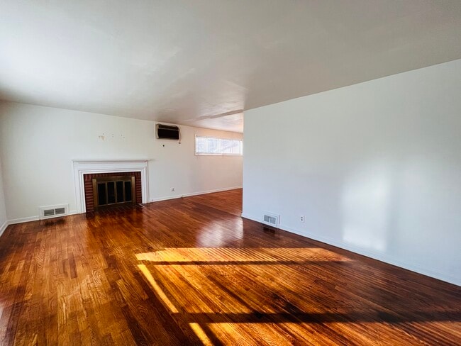 Photo - 30 John Smith Dr