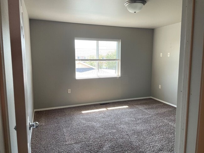 Photo - Jackson Heights Apartments & Townhomes
