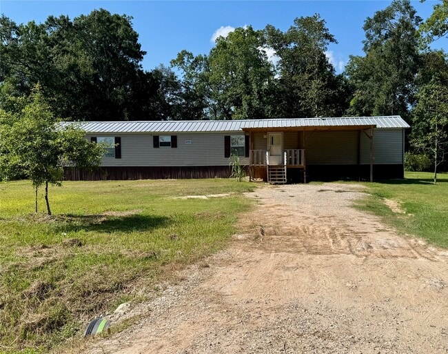 Building Photo - 511 County Rd 2218