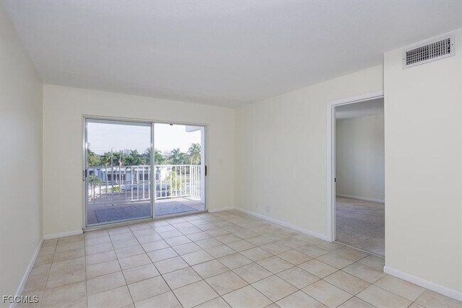 Photo - 2885 Palm Beach Blvd Unit 308