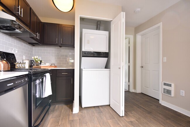 Photo - Russellville Commons