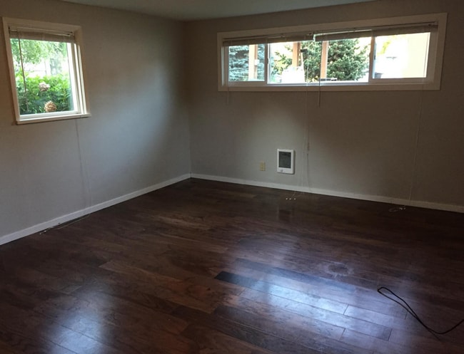 Building Photo - House -- Ravenna