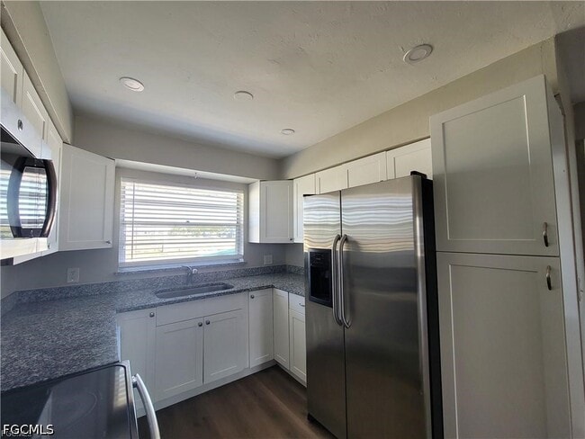 Photo - 1904 Santa Barbara Blvd S Unidad 4