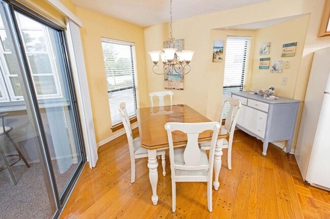 1101 Possum Trot Rd
