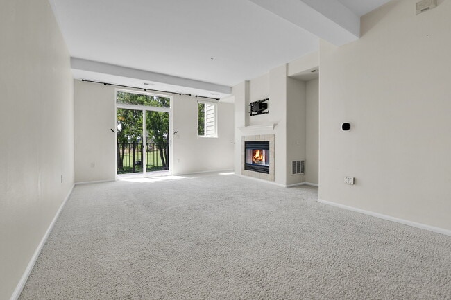 Photo - $2,300.00 - 2 Beds, 2 Baths, Condo in Litt... Unit R