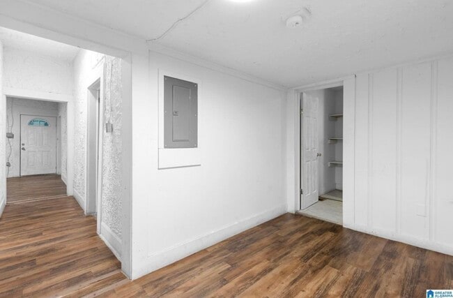 Photo - 408 5th Place Pratt