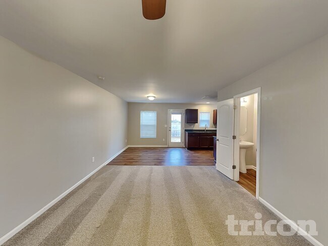 Photo - 151 Autumn Woods Dr