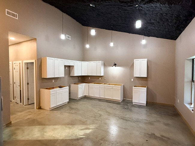 Photo - 1991 County Rd 2443