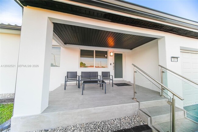Photo - 280 NW 59th Ct