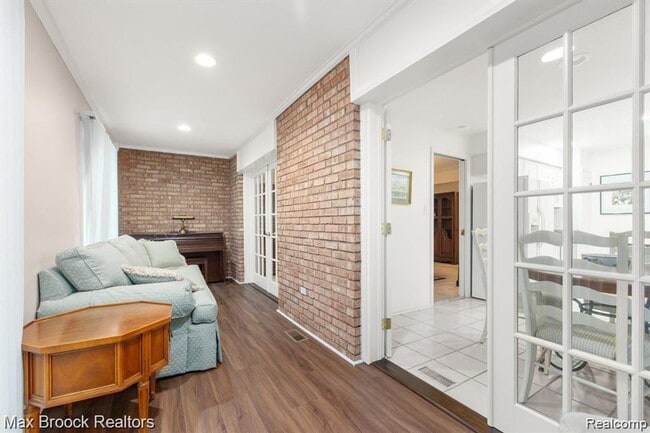 Photo - Great Location! Unit 30
